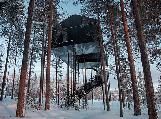 這座樹(shù)屋旅館讓你睡在北極光下